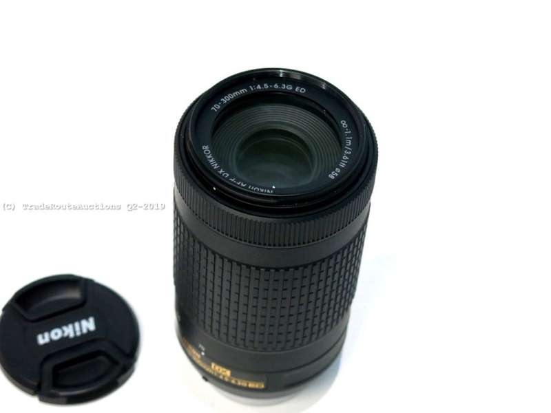 New Nikon D3400 Camera & AF-P 18-55mm + AF-P DX 70-300mm F/4.5-6.3G ED VR Twin Lens KIT