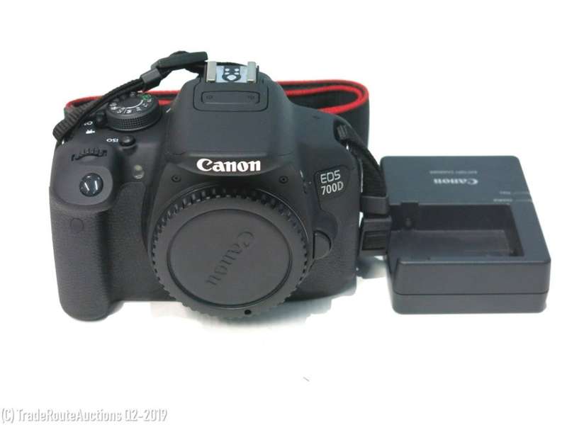 Canon EOS 700D DIGITAL SLR CAMERA BODY ONLY | 18.0 MP FULL HD