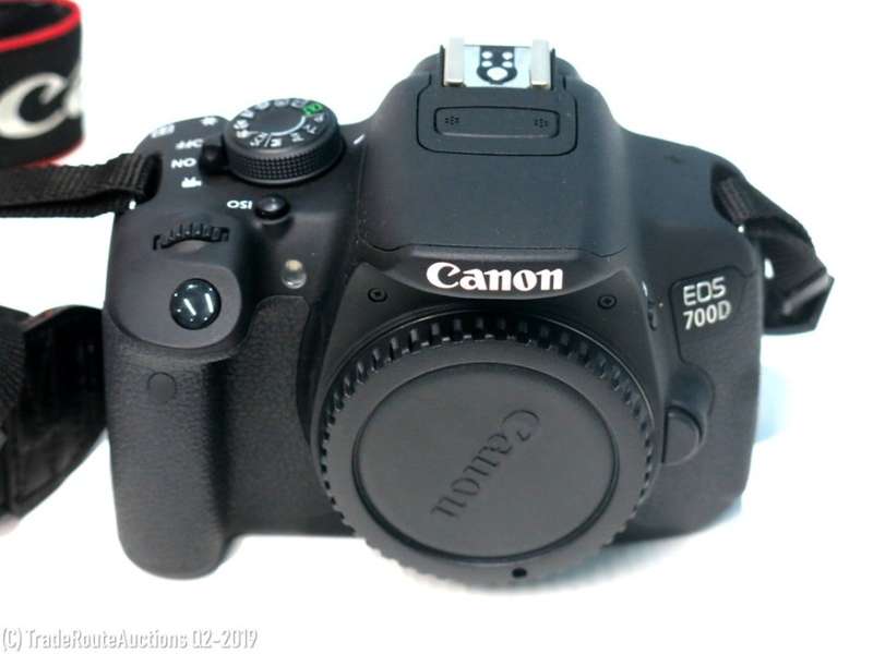 Canon EOS 700D DIGITAL SLR CAMERA BODY ONLY | 18.0 MP FULL HD