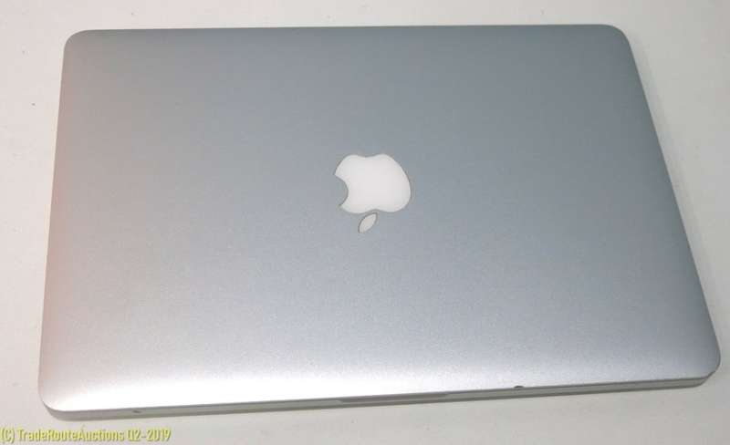 MacBook Pro 13.3-inch Mid 2014  | Core i5 2.6GHz | 8GB RAM | 128GB SSD  ** RETINA DISPLAY **