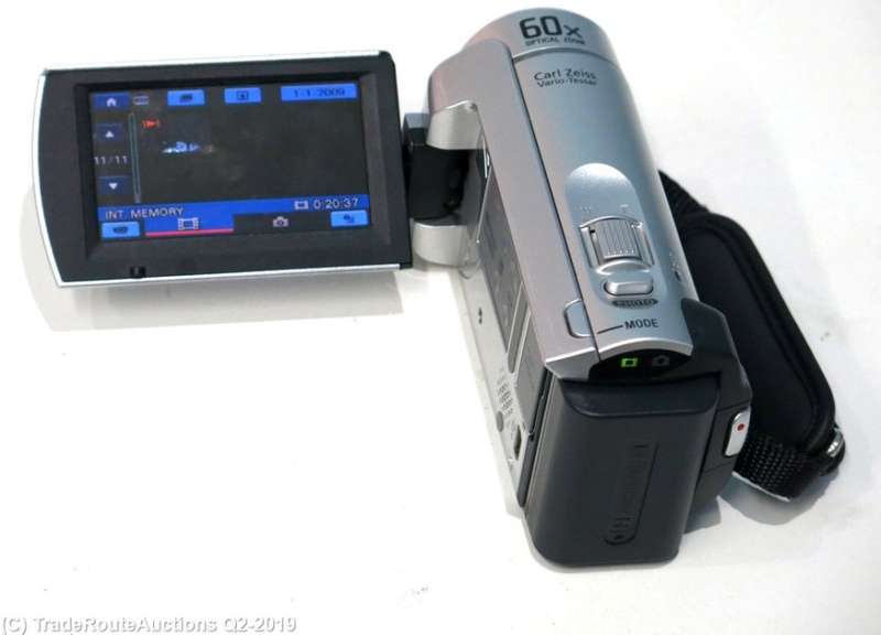 Sony DCR-SX40 Palm-Sized camcorder with 60X Optical Zoom