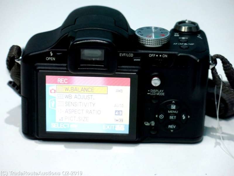 Panasonic Lumix DMC-FZ8K 7.2MP Digital Camera with (Leica) 12x Optical Image Stabilized Zoom