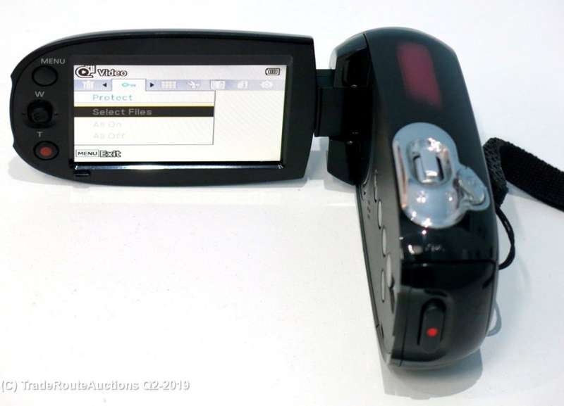 Samsung SMX-C20RP Ultra Compact Camcorder (10x Optical, 2.7 LCD)
