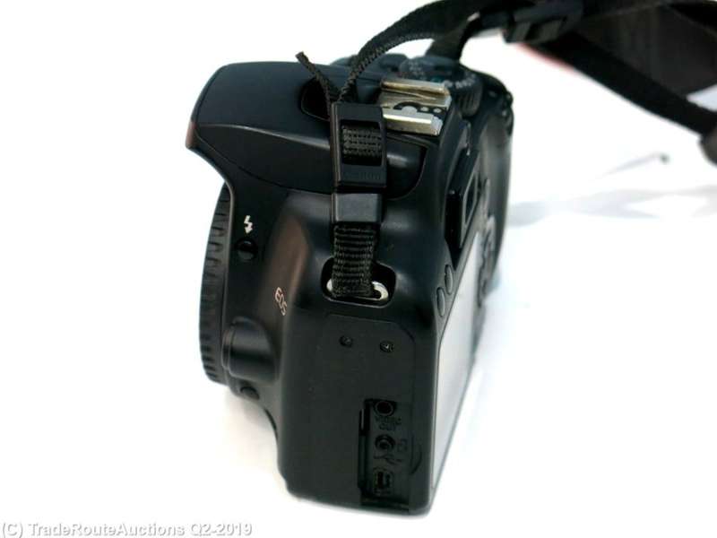 Canon EOS 1000D Digital SLR camera BODY