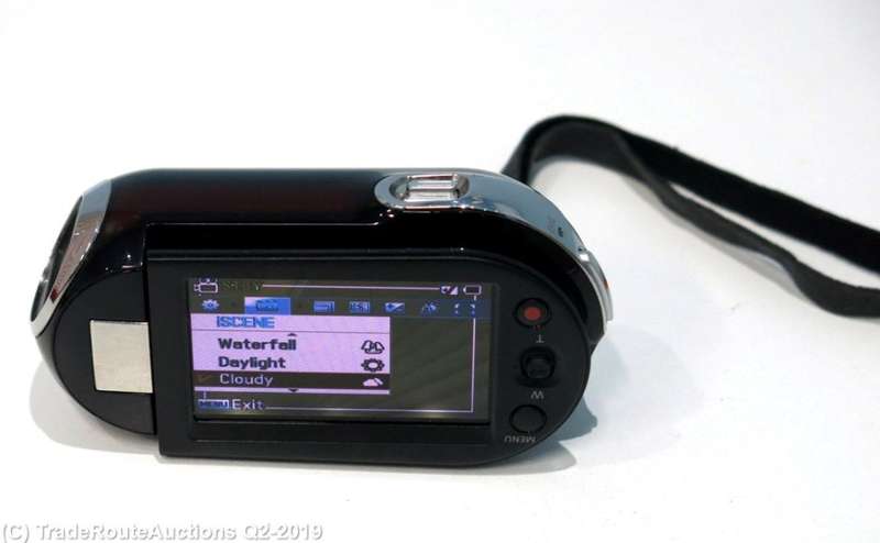 Samsung SMX-C10 Touch of Color Camcorder with 10x Optical Zoom (Red)