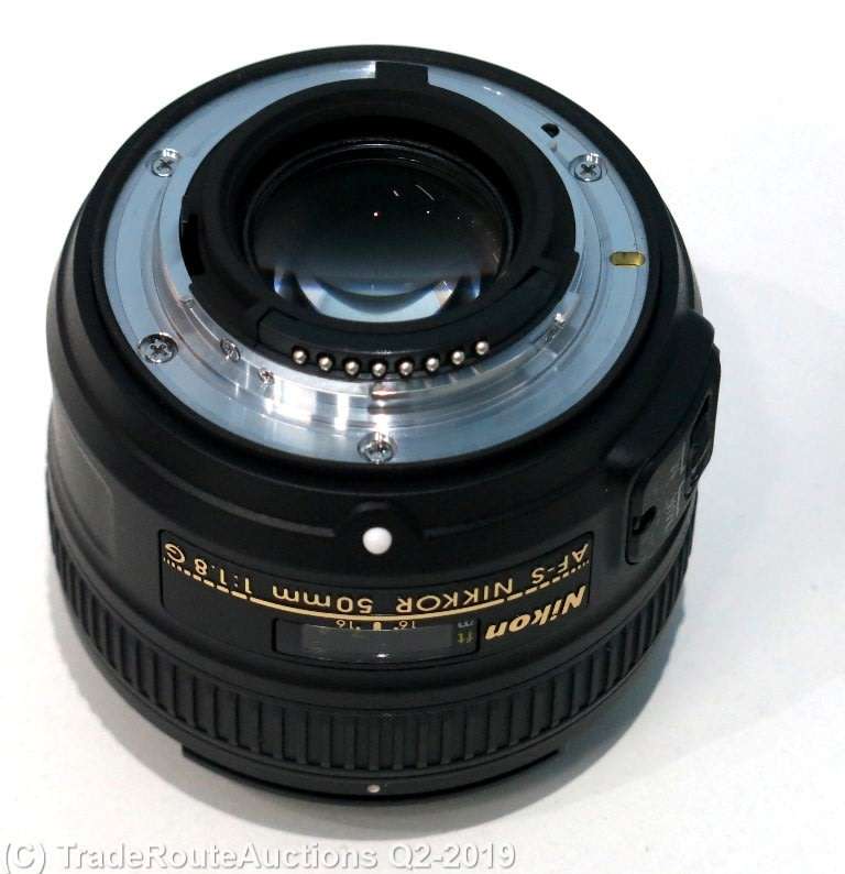 Nikon AF-S Nikkor 50mm f1.8G Lens for Nikon Digital Cameras