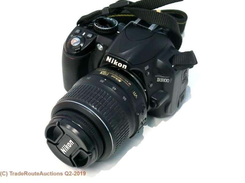 NIKON D3100 DSLR CAMERA 14.2 megapixels 18-55mm PROFESSIONAL DSLR LENS KIT