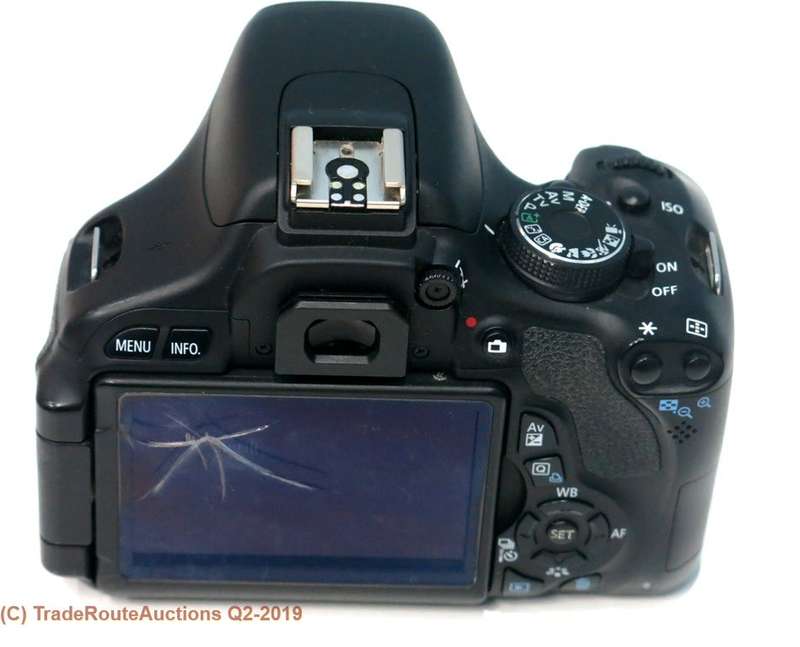 Canon EOS 600D Digital SLR CAMERA BODY ONLY [18 Megapixels] - Please Read