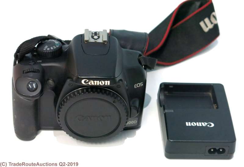Canon EOS 1000D Digital SLR camera BODY ONLY