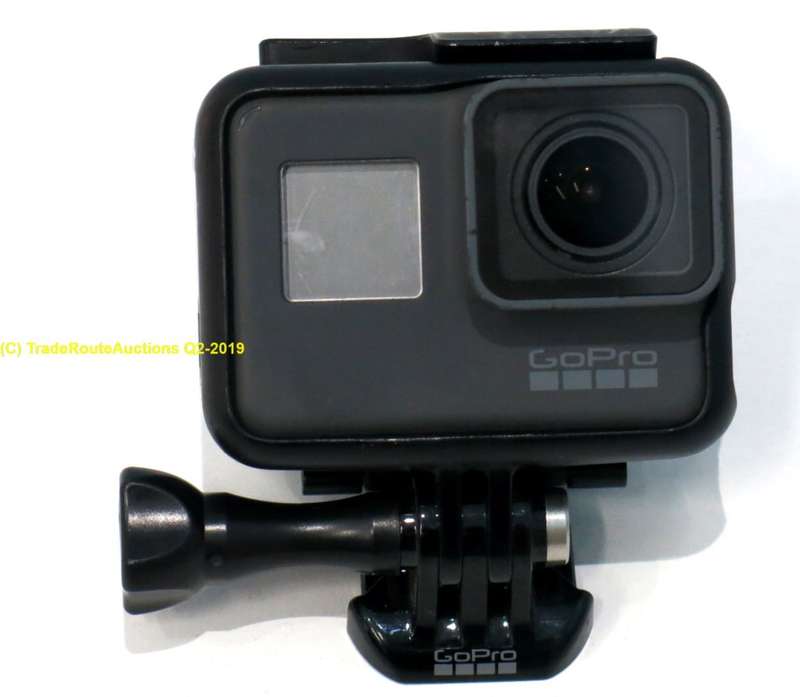 GoPro HERO5 Black 4K Action Camera with USB CABLE