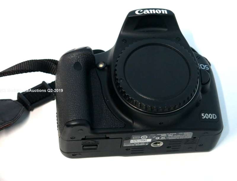 Canon EOS 500D Digital SLR camera 15.1 Megapixels FULL HD Body ONLY