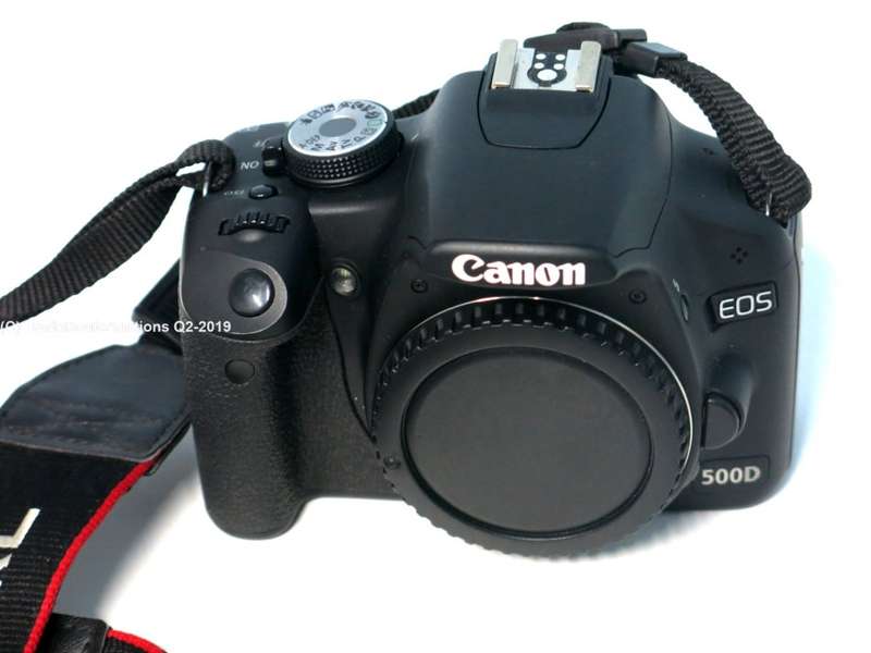 Canon EOS 500D Digital SLR camera 15.1 Megapixels FULL HD Body ONLY