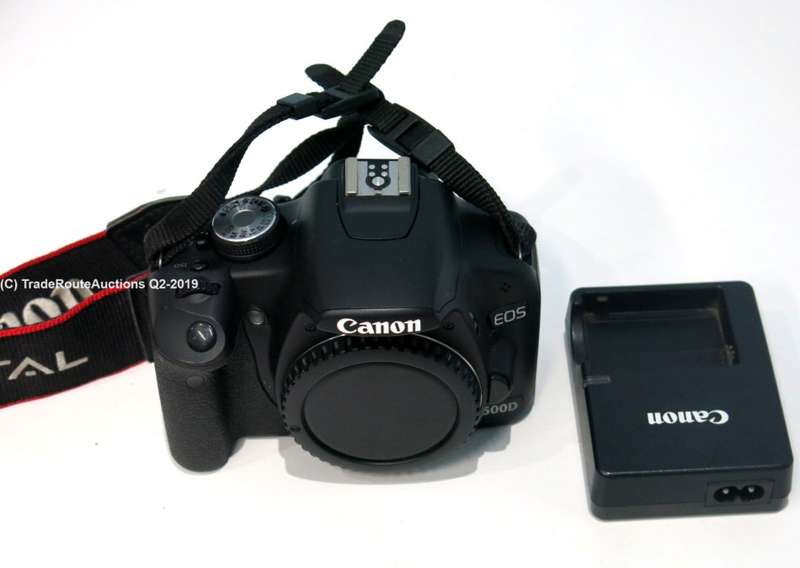 Canon EOS 500D Digital SLR camera 15.1 Megapixels FULL HD Body ONLY