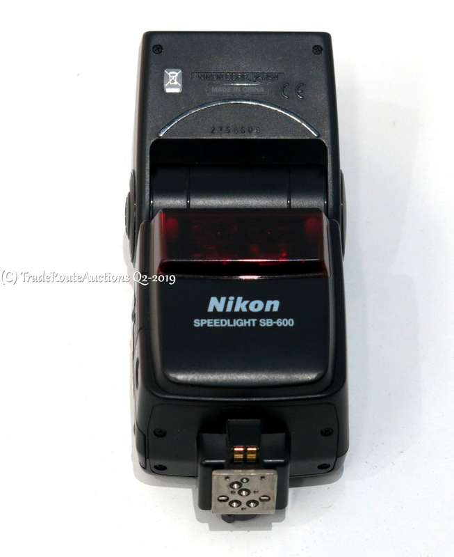Nikon SB-600 Speedlight Flash for Nikon DSLR Cameras