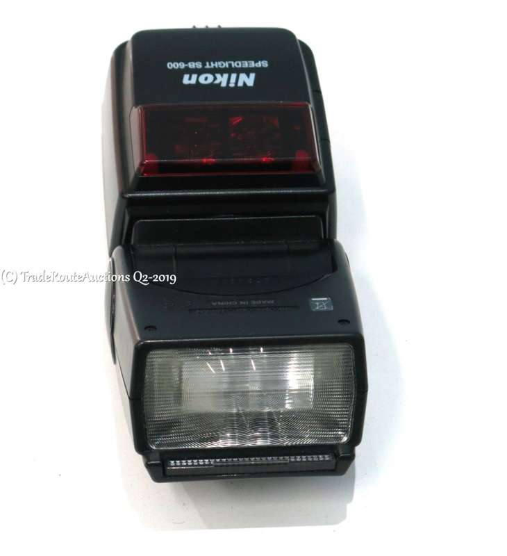 Nikon SB-600 Speedlight Flash for Nikon DSLR Cameras
