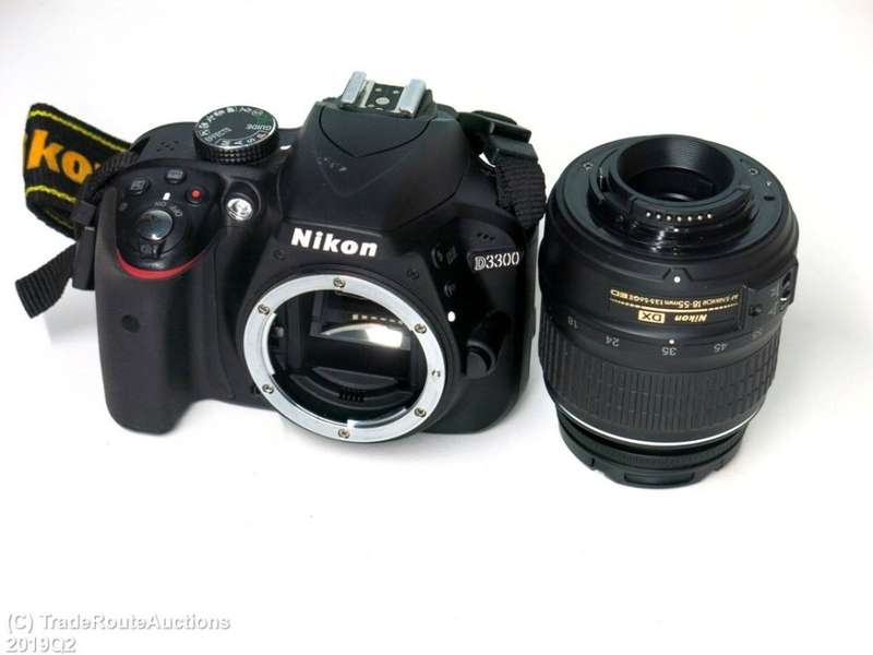 Nikon D3300 24.2 MP CMOS Digital SLR with AF-S DX NIKKOR 18-55mm f/3.5-5.6G Zoom Lens (Black)