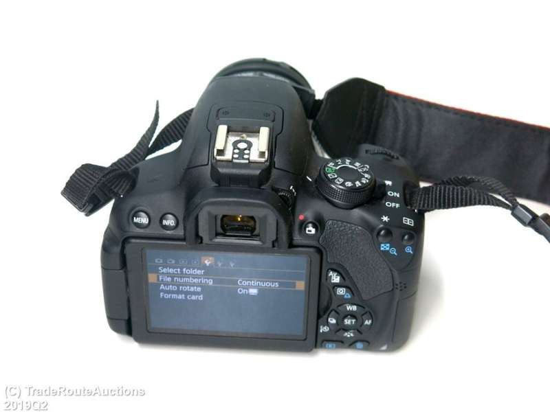 Canon EOS 700D DIGITAL SLR CAMERA KIT WITH 18-55MM IS LENS | 18.0 MP FULL HD