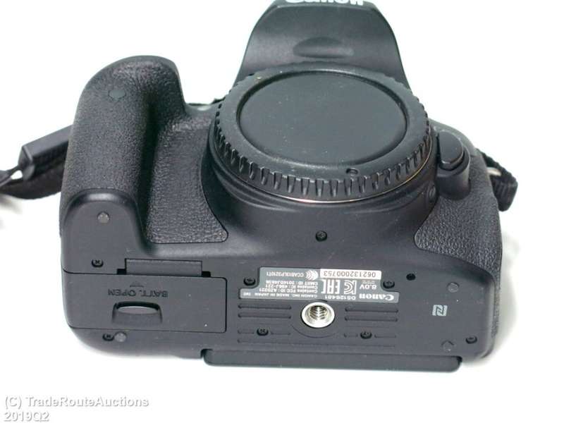 CANON REBEL T6S (Canon 760D Equivalent) DSLR CAMERA BODY ONLY - 24.2 MEGAPIXELS - 5 FRAMES / SEC