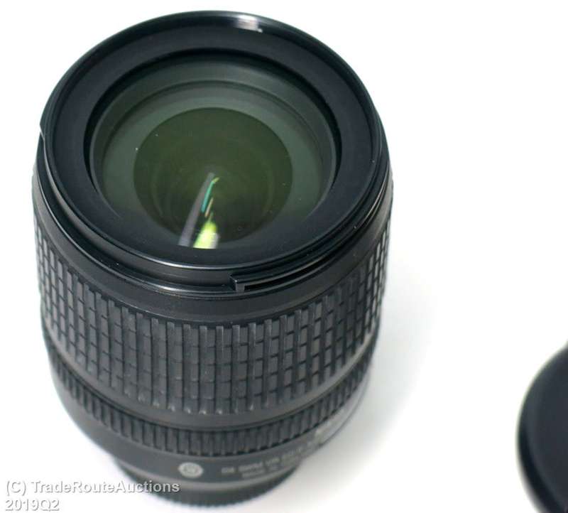 Nikon DX AF-S DX Nikkor 18-105mm VR f/3.5-5.6 Lens for Nikon Digital SLR Cameras