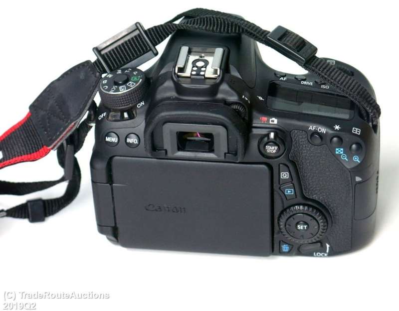Canon EOS 70D DIGITAL SLR CAMERA BODY ONLY | BUILT IN WIFI | 7 FRAMES /SEC | 20.2 MP FULL HD
