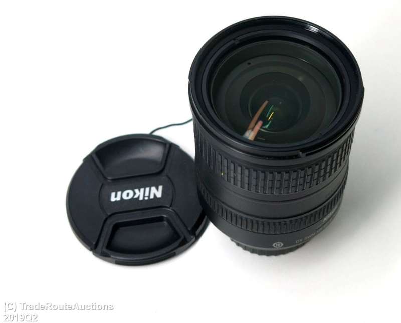 Nikon 18-200mm f/3.5-5.6G ED-IF AF-S DX VR Telephoto Zoom Lens for NIKON DIGITAL