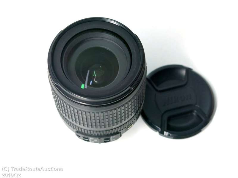 Nikon DX AF-S DX Nikkor 18-105mm VR f/3.5-5.6 Lens for Nikon Digital SLR Cameras