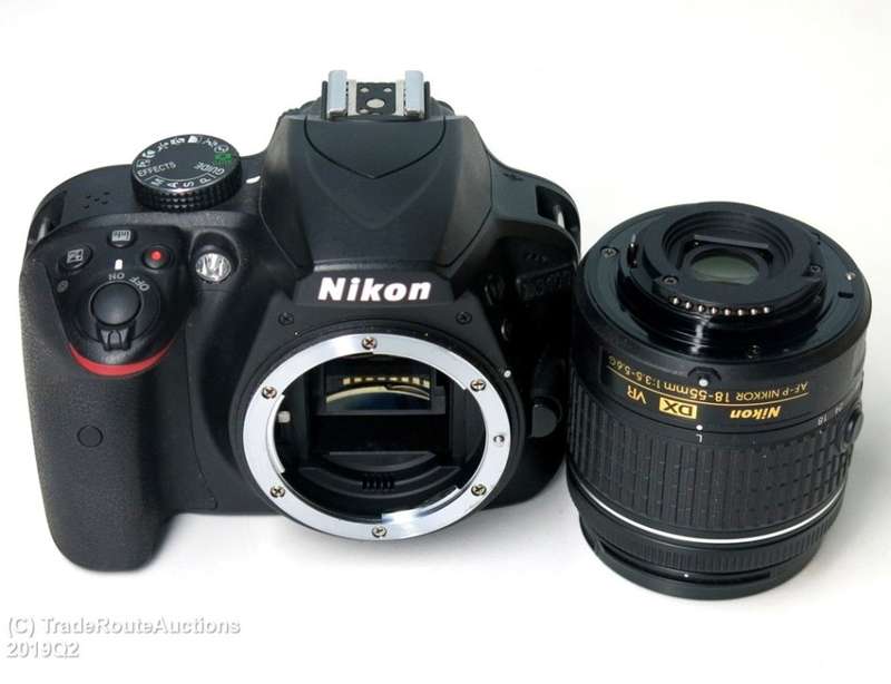 Nikon D3400 24.2 MP CMOS Digital SLR Camera body + Nikon AF-P 18-55 DX Lens Kit