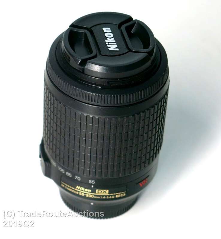 Nikon AF-S NIKKOR 55-200mm VR [ VIBRATION REDUCTION ] LENS
