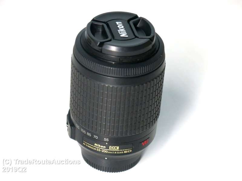 Nikon AF-S NIKKOR 55-200mm VR [ VIBRATION REDUCTION ] LENS
