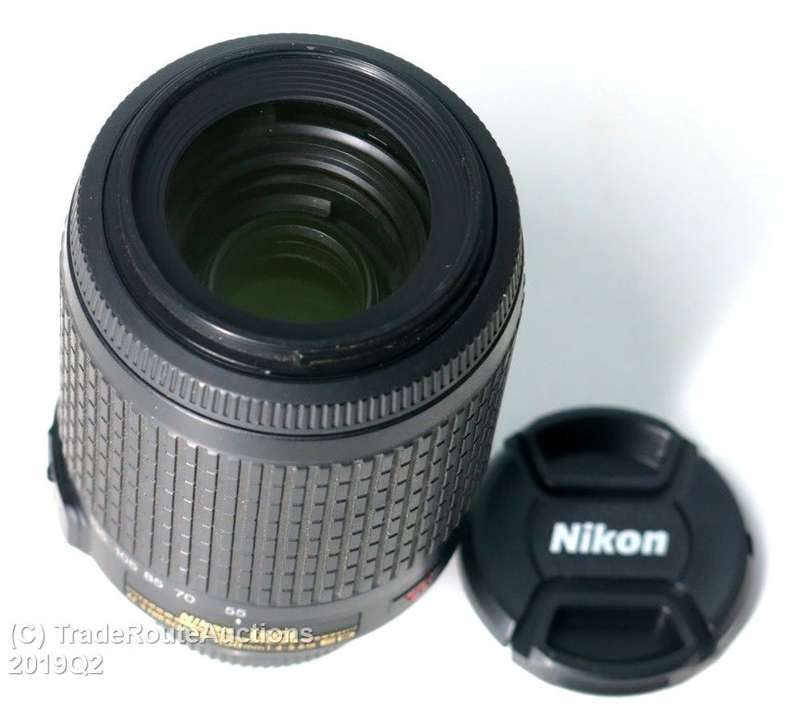 Nikon AF-S NIKKOR 55-200mm VR [ VIBRATION REDUCTION ] LENS