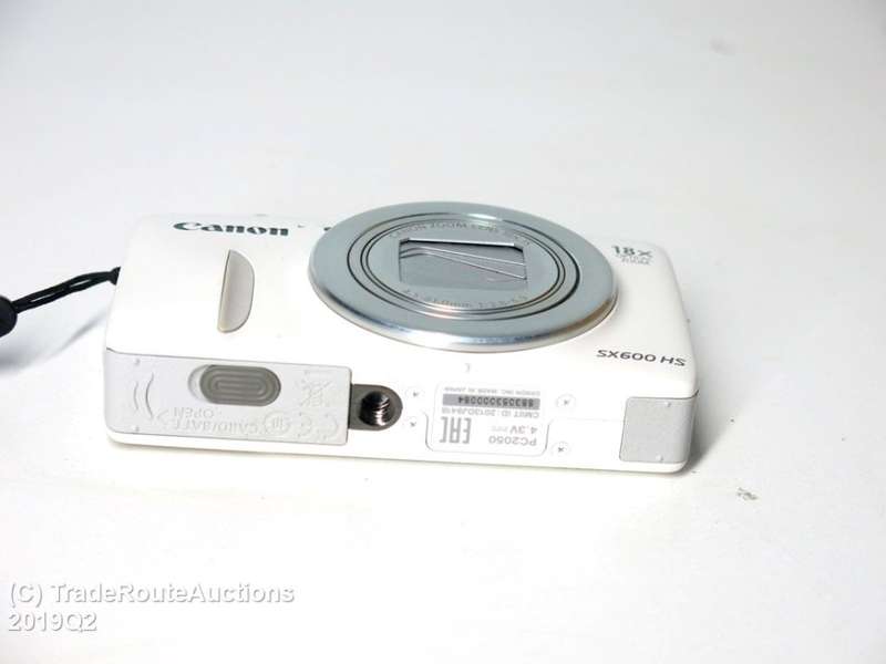 Canon PowerShot SX600 HS 16MP Digital Camera (White) - FULL HD