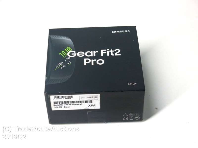 BOXED / BLACK / SMALL - Samsung Gear Fit2 Pro Fitness Tracker Large SM-R365 GPS Sports Band