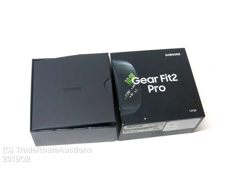 BOXED / BLACK / LARGE - Samsung Gear Fit2 Pro Fitness Tracker Large SM-R365 GPS Sports Band