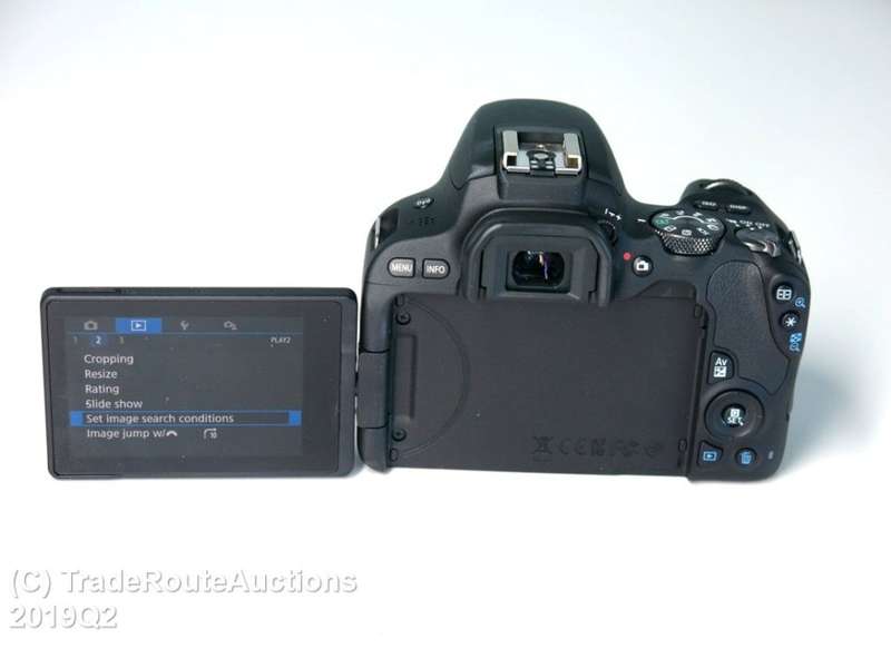 Canon EOS 200D DSLR Camera (Body Only) - 24.2MP - DIGIC 7 - Built-In Wi-Fi with NFC and Bluetooth
