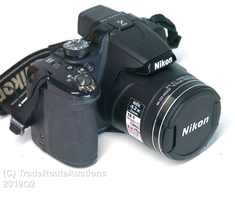 Nikon COOLPIX P520 18.1 MP CMOS Digital Camera with 42x Zoom Lens and Full HD 1080p Video (Black)