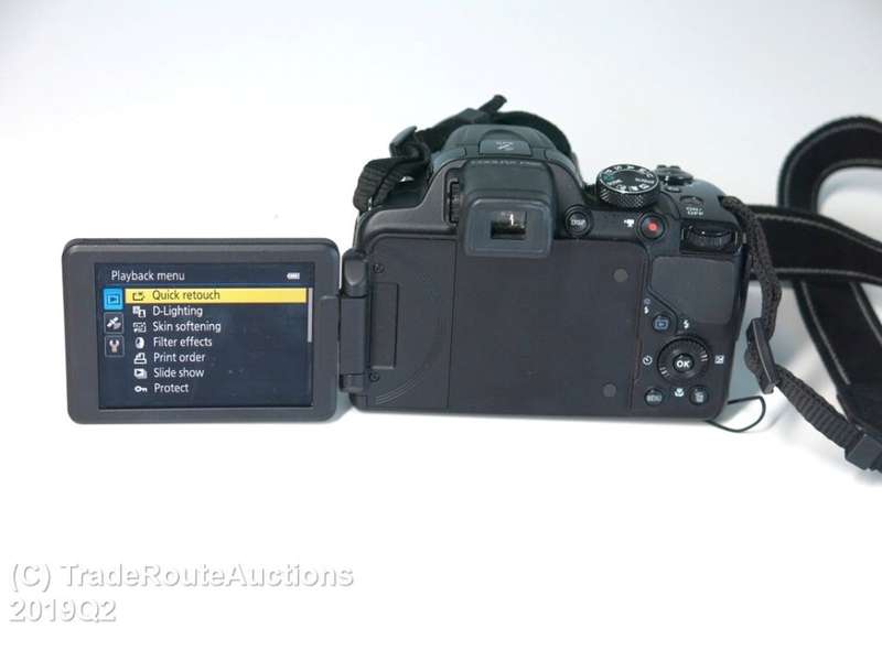 Nikon COOLPIX P520 18.1 MP CMOS Digital Camera with 42x Zoom Lens and Full HD 1080p Video (Black)