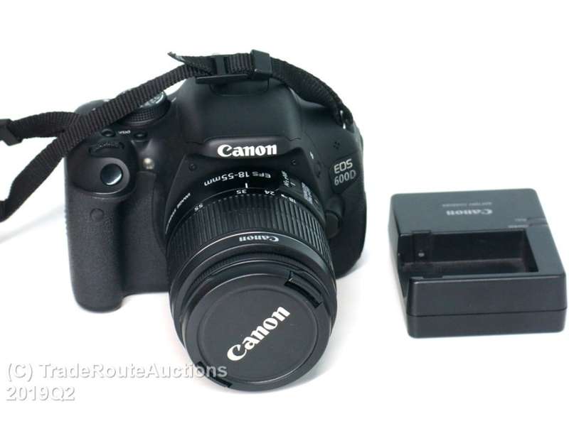 Canon EOS 600D DSLR CAMERA with Canon 18-55 Lens Professional Camera Kit