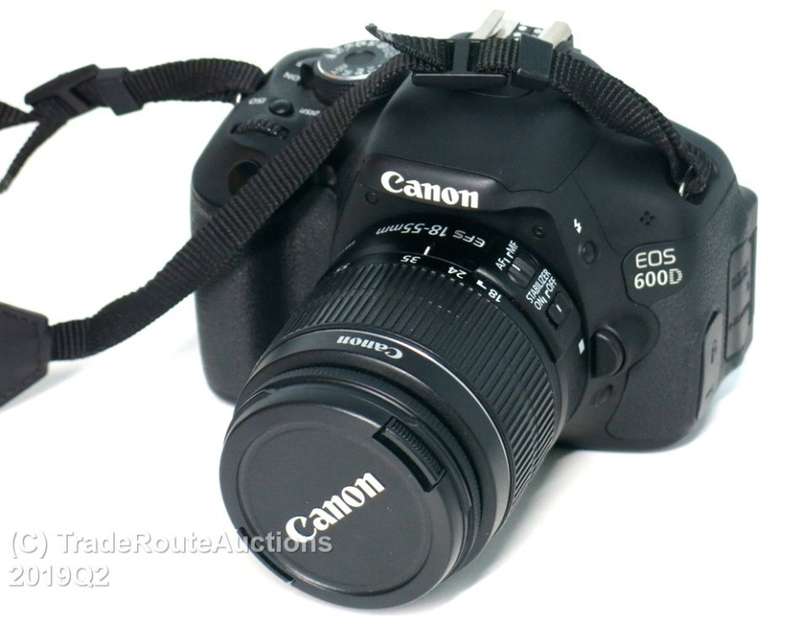 Canon EOS 600D DSLR CAMERA with Canon 18-55 Lens Professional Camera Kit