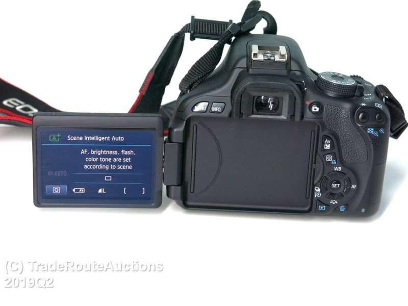 Canon EOS 600D DSLR CAMERA with Canon 18-55 Lens Professional Camera Kit