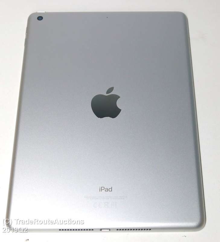Apple iPad 6th Gen 2018 | MR7G2HC/A | WiFi | 32GB | Silver/White | A1893 | RETINA IPad6
