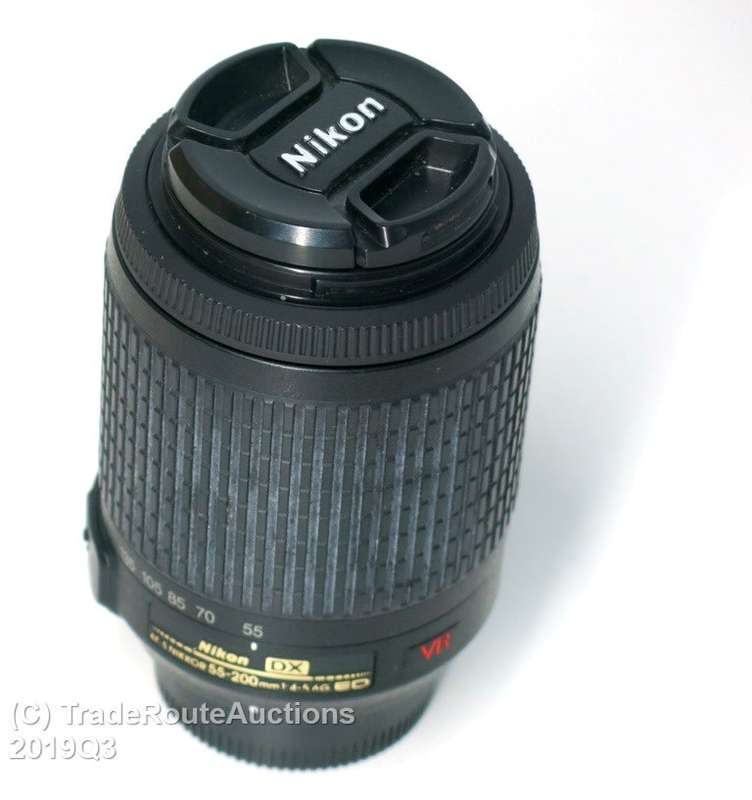 Nikon AF-S NIKKOR 55-200mm VR [ VIBRATION REDUCTION ] LENS