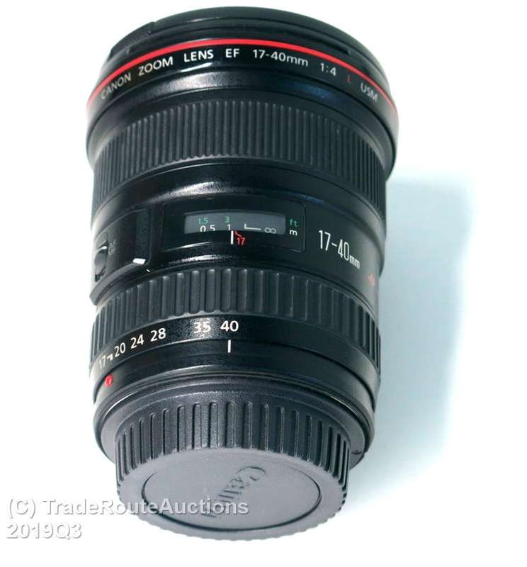 CANON EF 17-40mm f/4L ULTRASONIC Ultra Wide Angle Zoom Lens for Canon SLR Cameras