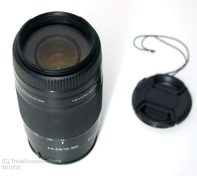 Sony 75-300mm f/4.5-5.6 Compact Super Telephoto Zoom Lens - For Sony DSLR Cameras