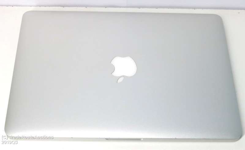 Apple MacBook Pro 13.3-inch  | Core i7 2.8GHz | 16GB RAM | 128GB SSD ** RETINA DISPLAY **