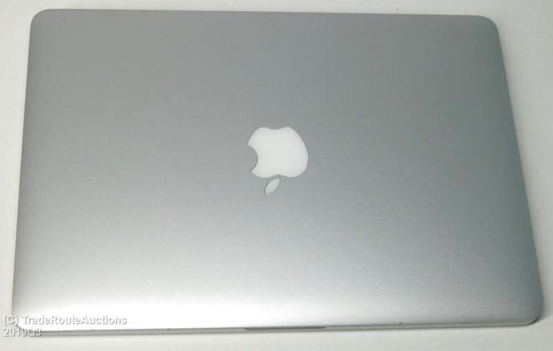 Apple MacBook Pro 13.3-inch  | Core i7 2.8GHz | 16GB RAM | 128GB SSD ** RETINA DISPLAY **