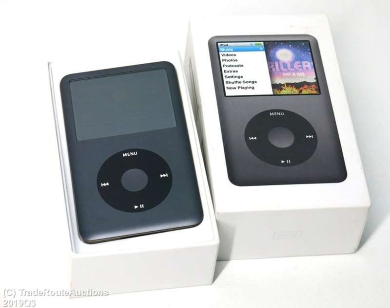 BOXED - Apple IPod Classic 160GB [ MC297 ] *** 7th Generation **** IPOD 160GB BLACK 2.5" LCD Screen