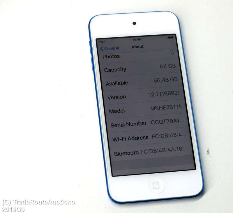 Boxed - APPLE iPod Touch MKHE2BT/A | 64GB | A1574 | 6TH GEN | Blue