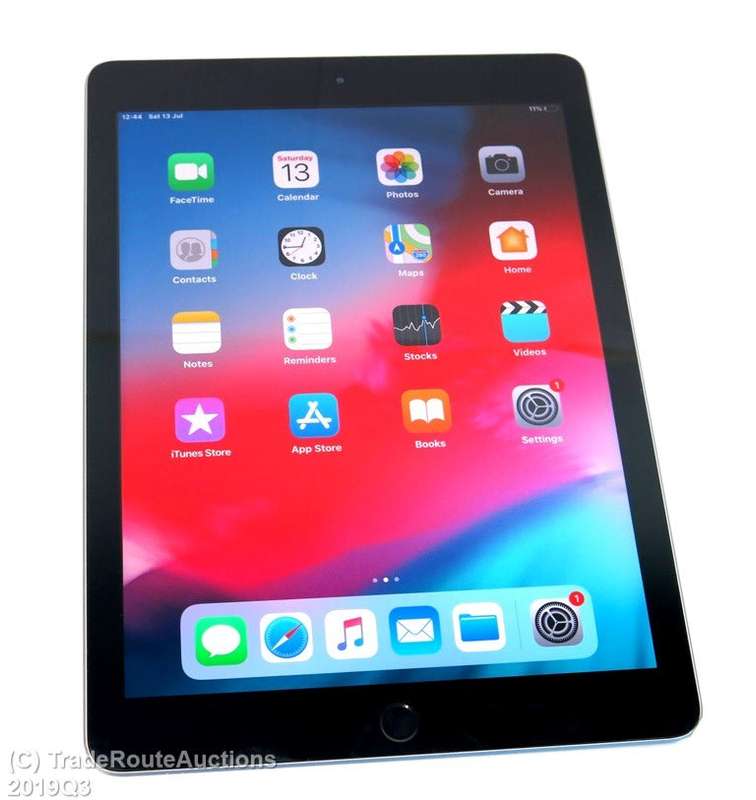 Apple iPad 6th Gen 2018 | MR7F2HC/A | WiFi  only | 32GB | Space Grey | A1893 | RETINA IPad6