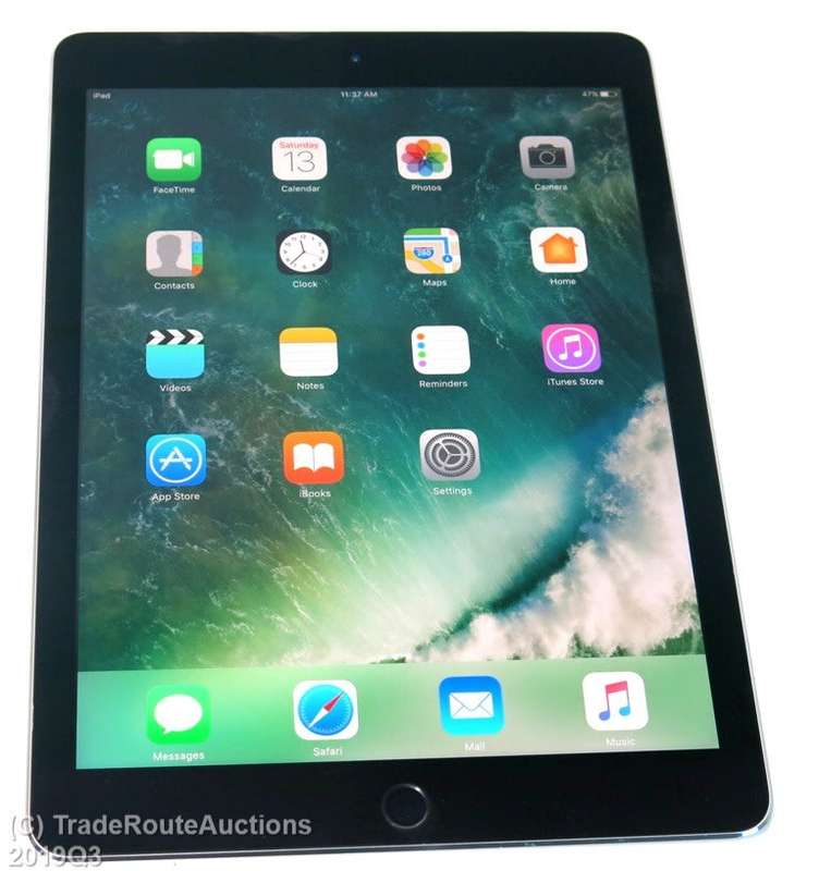 IPAD Pro 9.7-inch | MLQ32HC/A | 128GB | WiFi + 4G CELLULAR | Space Grey | A1674 | RETINA DISPLAY