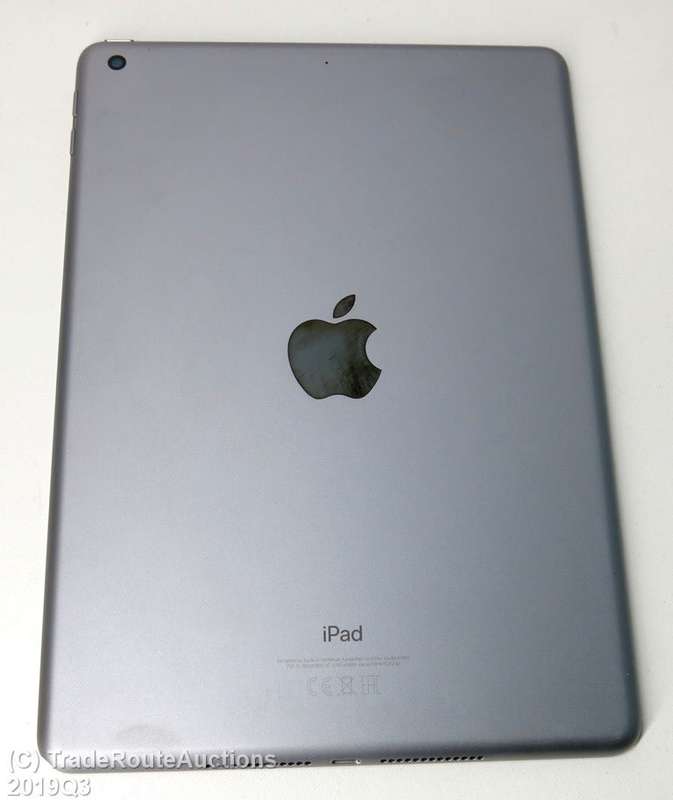 Apple iPad 6th Gen 2018 | MR7F2HC/A | WiFi  only | 32GB | Space Grey | A1893 | RETINA IPad6